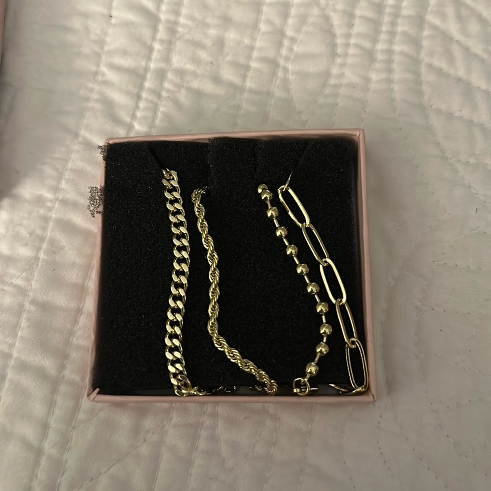 Poxtex Set of 4 dainty 14k gold bracelets